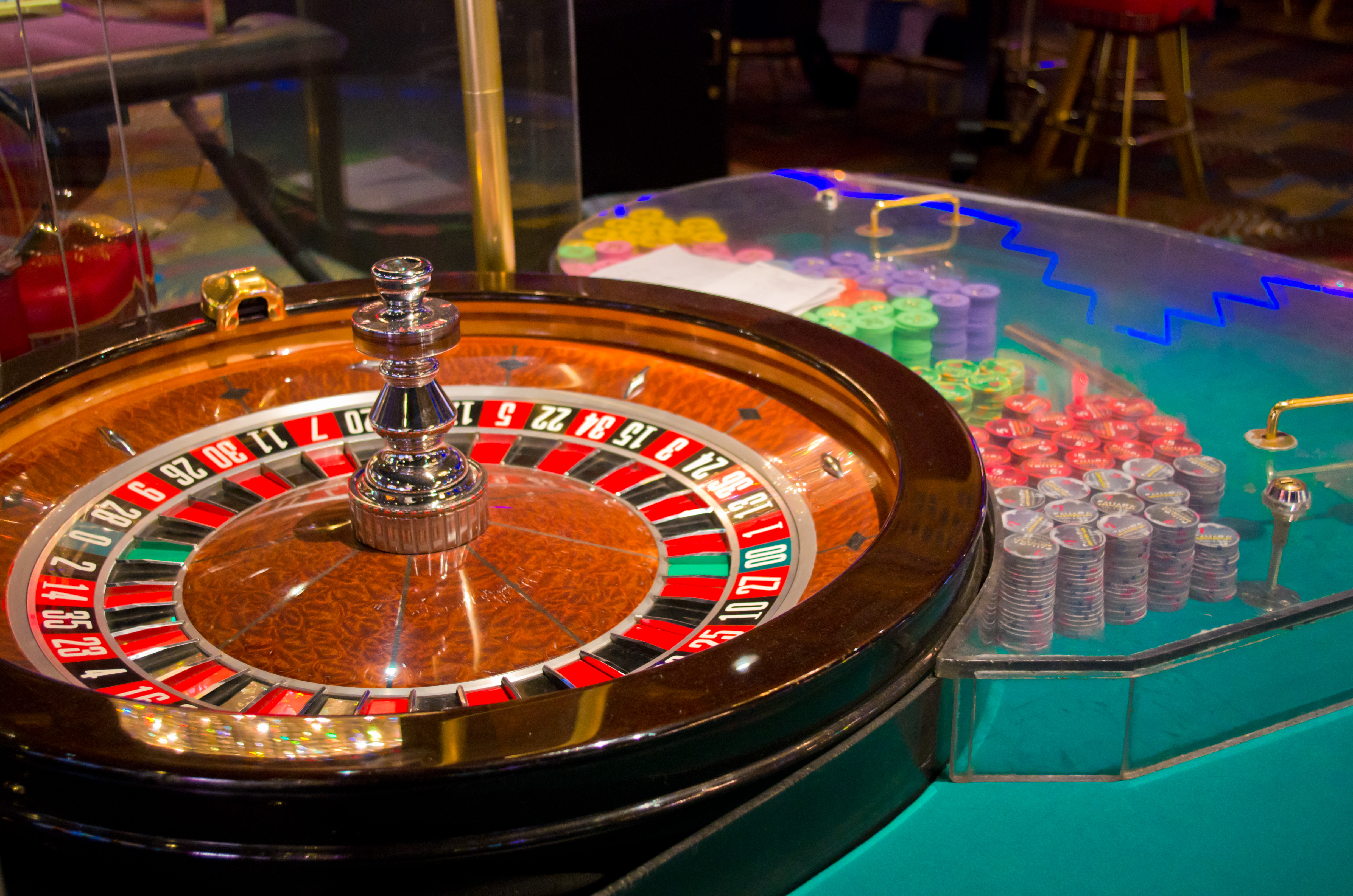 Unveiling the Behind-the-Scenes: How ⁣Casinos Calculate Odds for Each Game