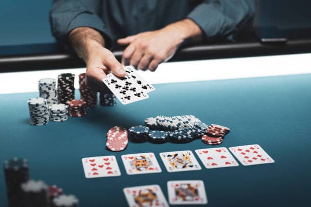 Exploring the World of Online Poker: Strategies and Tips for Success