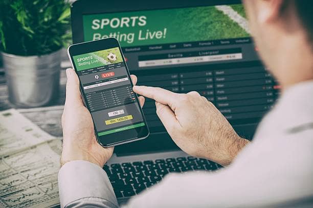 A Guide to Live Betting: How to Wager During the Game